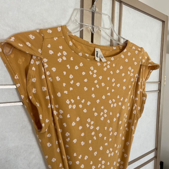 Pact Yellow Flower Dress - Picture 4 of 4